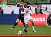 包含精彩纷呈：法兰克福主场大胜霍芬海姆确保保级的词条