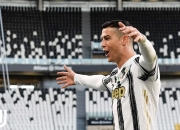 阿扎伦卡在尤文图斯比赛中惊险取胜，出色防守引发热议！